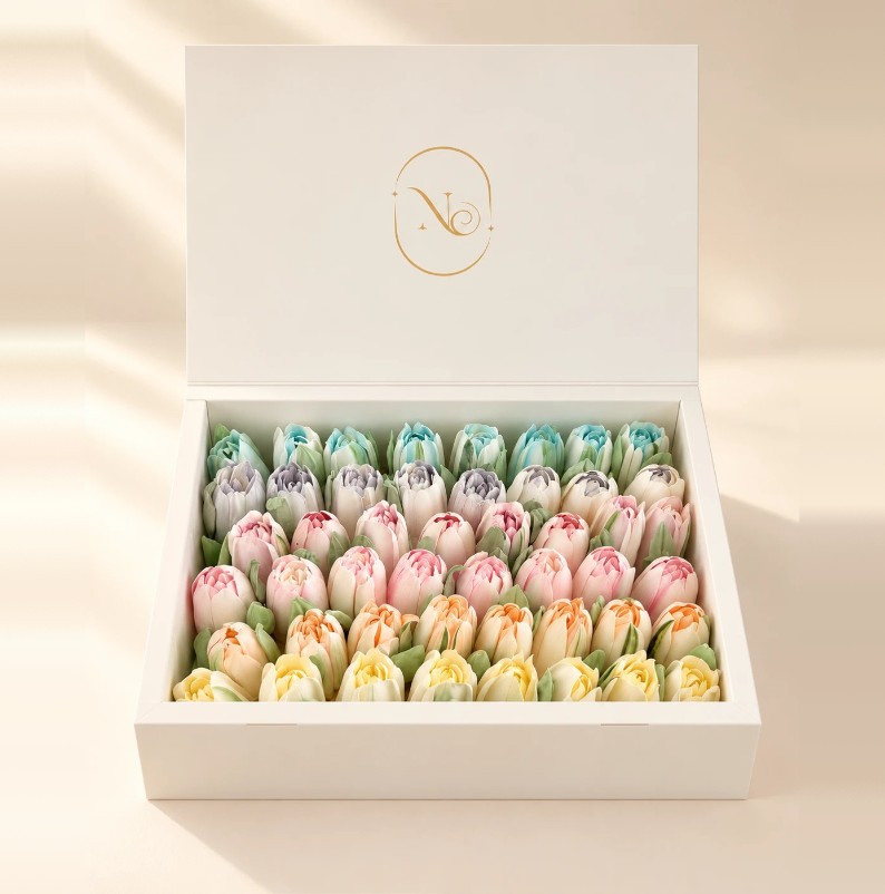 Nelly's Signature Box, a handcrafted edible tulip box by Zefyr